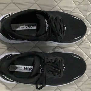 Hola black sneaker